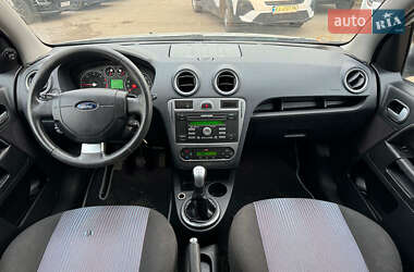Хэтчбек Ford Fusion 2010 в Виннице