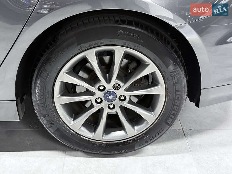 Седан Ford Fusion 2017 в Одессе