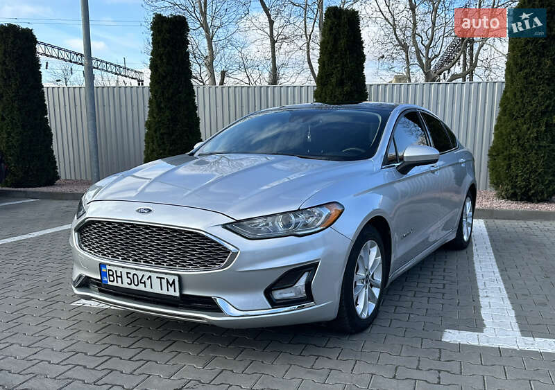 Ford Fusion 2019
