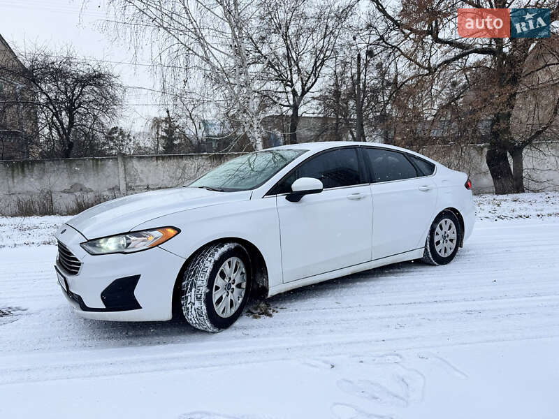 Седан Ford Fusion 2019 в Борисполе