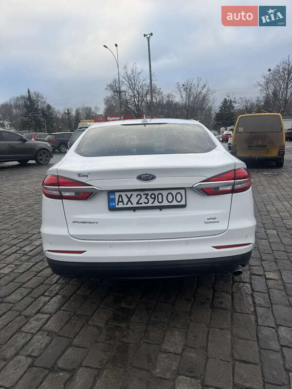 Седан Ford Fusion 2019 в Харькове