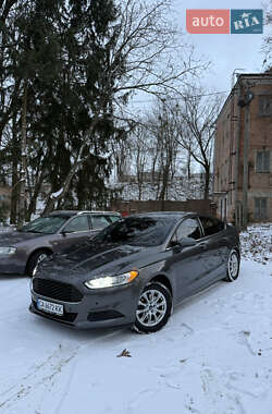 Седан Ford Fusion 2016 в Умані
