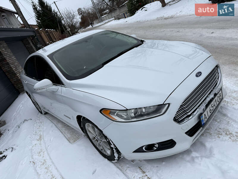Седан Ford Fusion 2016 в Києві