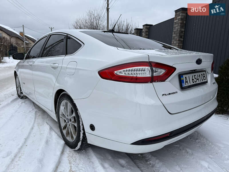 Седан Ford Fusion 2016 в Києві