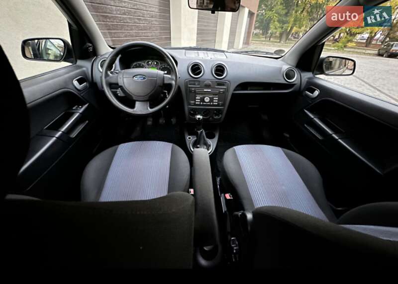 Хетчбек Ford Fusion 2009 в Івано-Франківську