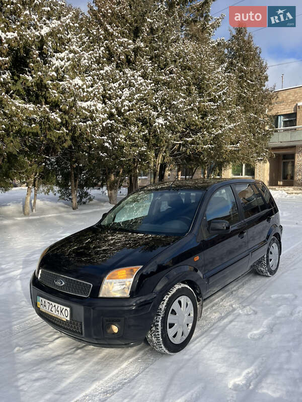 Хетчбек Ford Fusion 2011 в Ніжині