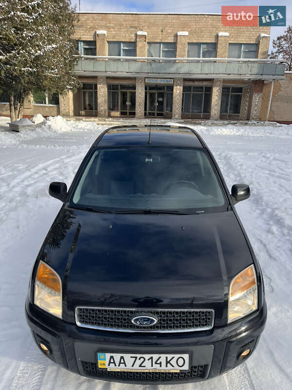 Хетчбек Ford Fusion 2011 в Ніжині