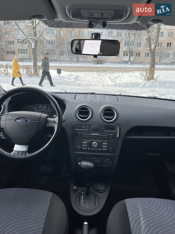 Хетчбек Ford Fusion 2011 в Ніжині