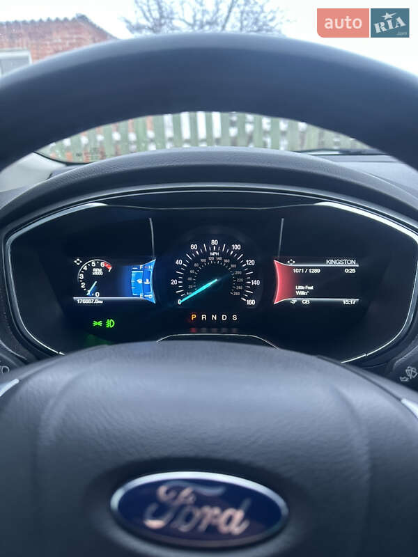 Седан Ford Fusion 2016 в Сумах