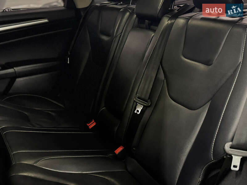 Седан Ford Fusion 2016 в Миколаєві