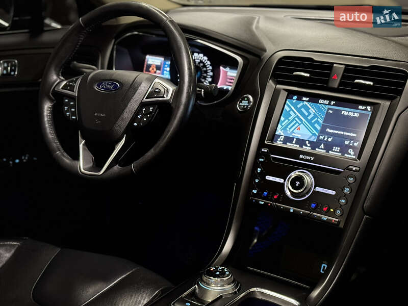 Седан Ford Fusion 2016 в Миколаєві