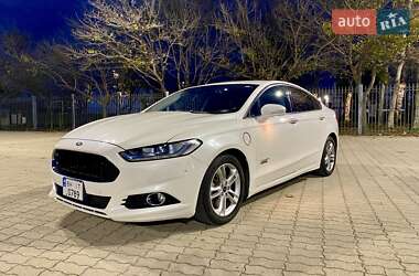 Седан Ford Fusion 2015 в Одесі