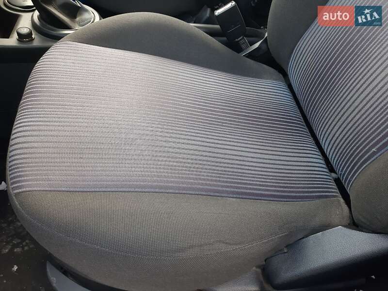 Хетчбек Ford Fusion 2005 в Хоролі