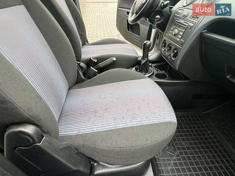 Хетчбек Ford Fusion 2010 в Одесі фото 37 Хетчбек Ford Fusion 2010 в Одесі