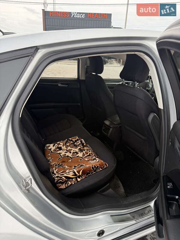 Седан Ford Fusion 2014 в Виннице