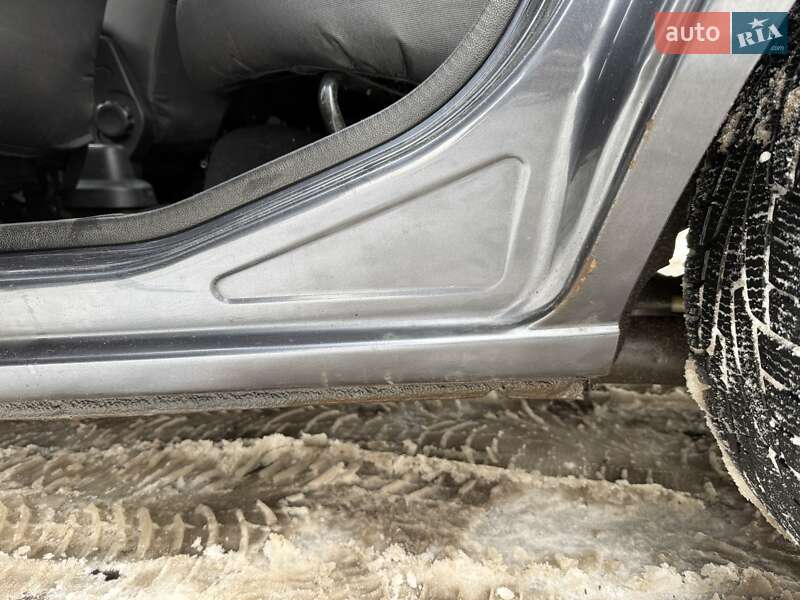 Хэтчбек Ford Fusion 2008 в Киеве фото 22 Хэтчбек Ford Fusion 2008 в Киеве