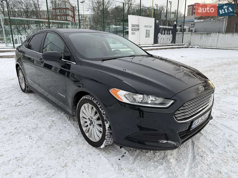 Седан Ford Fusion 2014 в Киеве