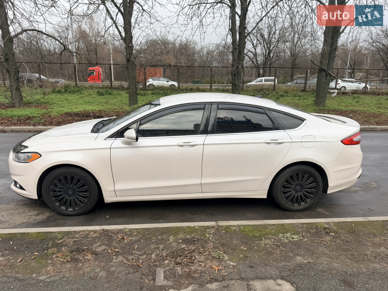 2013 Ford Fusion - мініатюра 19