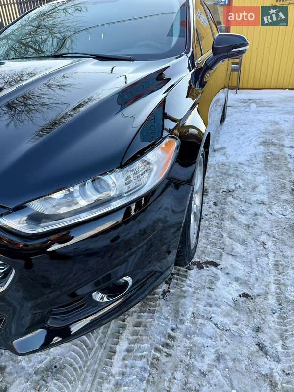 Седан Ford Fusion 2015 в Тернополе