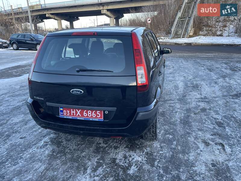 Хетчбек Ford Fusion 2008 в Луцьку