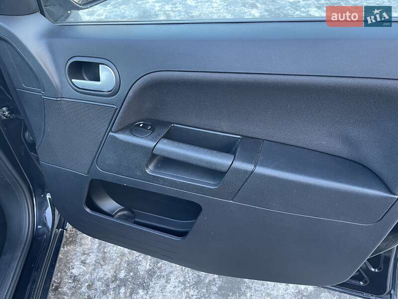 Хетчбек Ford Fusion 2008 в Луцьку