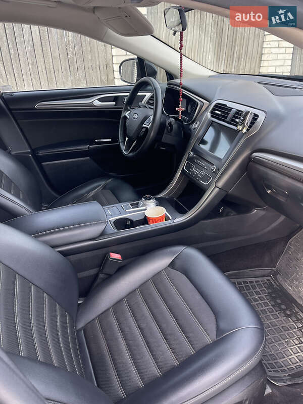 Седан Ford Fusion 2016 в Киеве