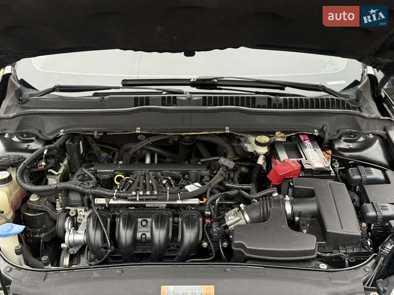 Седан Ford Fusion 2013 в Дніпрі