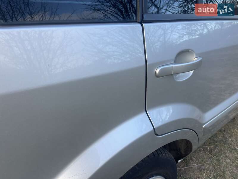 Хэтчбек Ford Fusion 2010 в Нежине