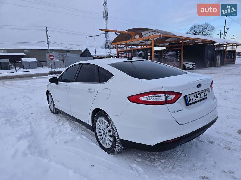 Седан Ford Fusion 2015 в Києві фото 4 Седан Ford Fusion 2015 в Києві