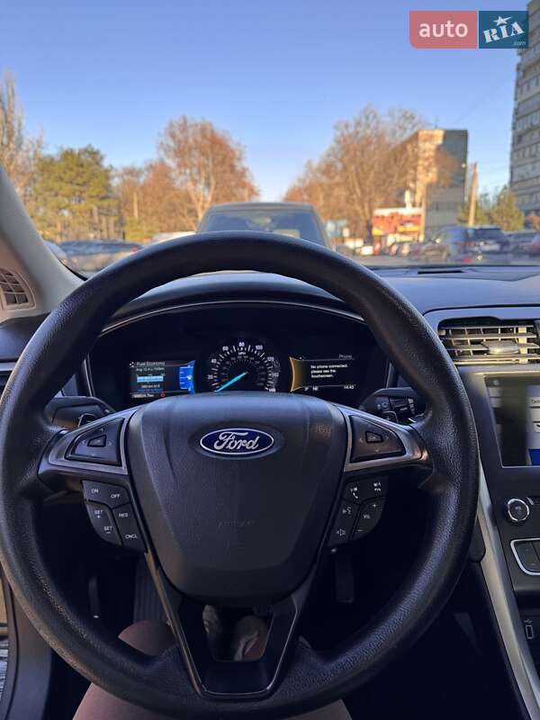 Седан Ford Fusion 2018 в Одессе