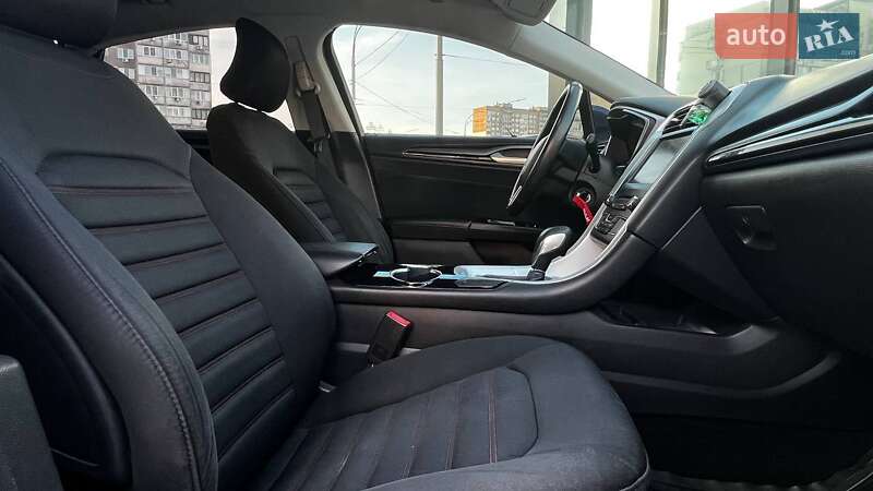 Седан Ford Fusion 2015 в Киеве фото 13 Седан Ford Fusion 2015 в Киеве