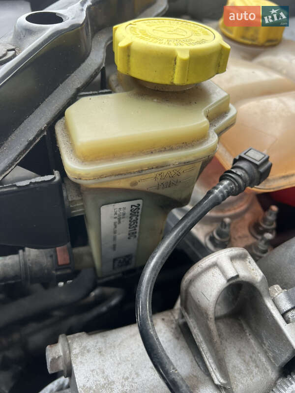 Хэтчбек Ford Fusion 2006 в Шостке