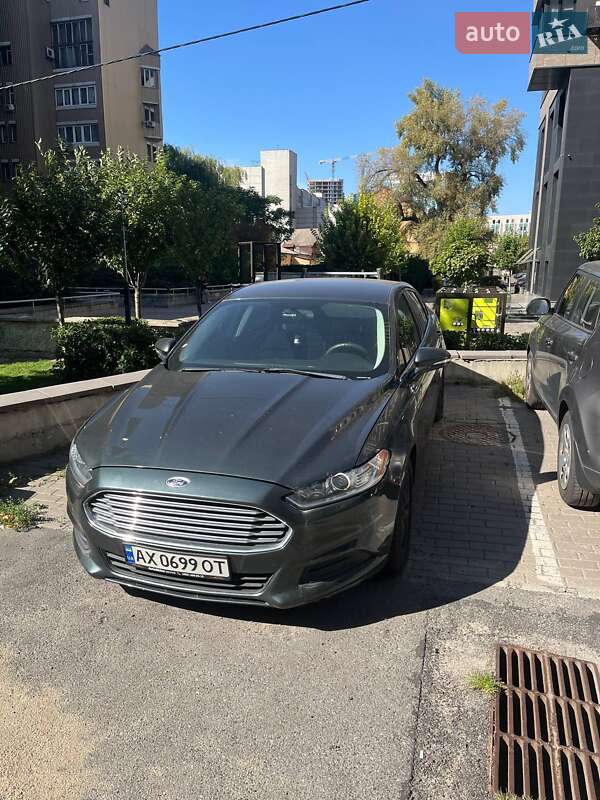 Седан Ford Fusion 2015 в Харькове