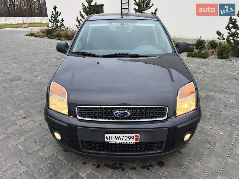 Хетчбек Ford Fusion 2009 в Луцьку