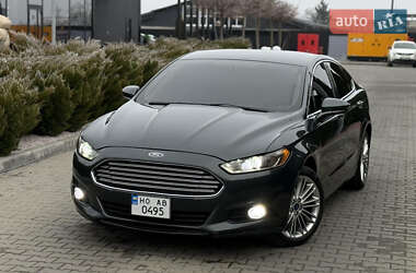 Седан Ford Fusion 2015 в Тернополі