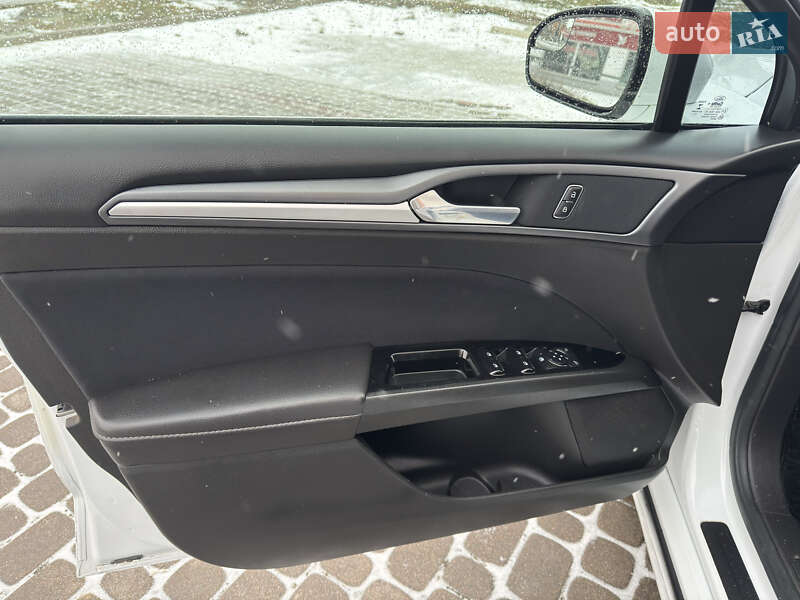 Седан Ford Fusion 2013 в Івано-Франківську фото 13 Седан Ford Fusion 2013 в Івано-Франківську