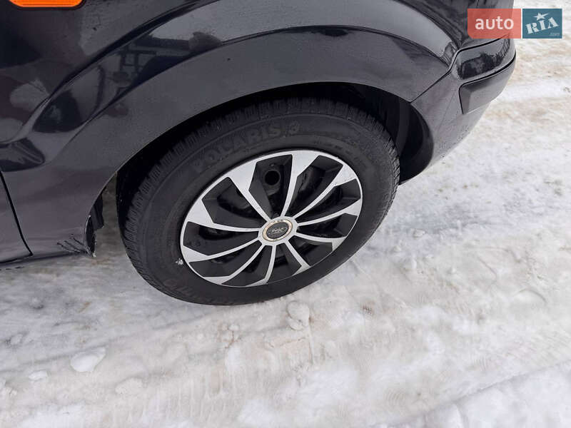 Хетчбек Ford Fusion 2006 в Києві фото 16 Хетчбек Ford Fusion 2006 в Києві