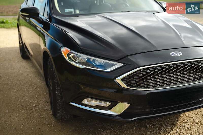 Седан Ford Fusion 2018 в Сумах