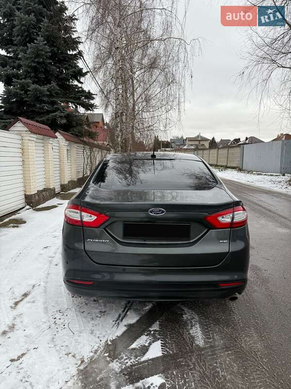 Седан Ford Fusion 2015 в Киеве фото 7 Седан Ford Fusion 2015 в Киеве