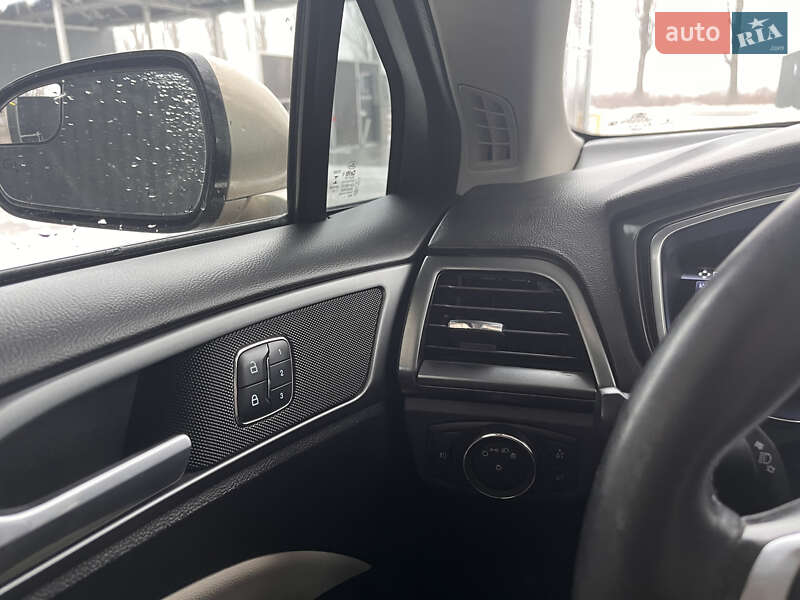 Седан Ford Fusion 2015 в Василькове фото 15 Седан Ford Fusion 2015 в Василькове