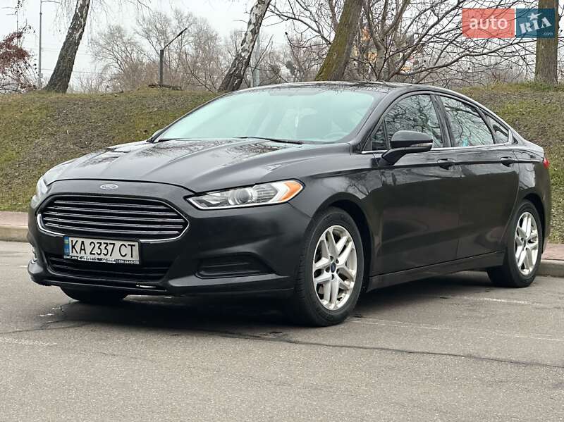Седан Ford Fusion 2014 в Києві