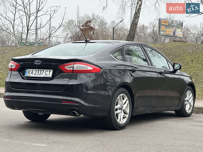 Седан Ford Fusion 2014 в Києві