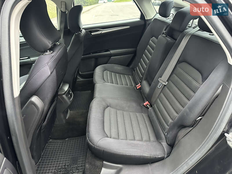 Седан Ford Fusion 2014 в Києві