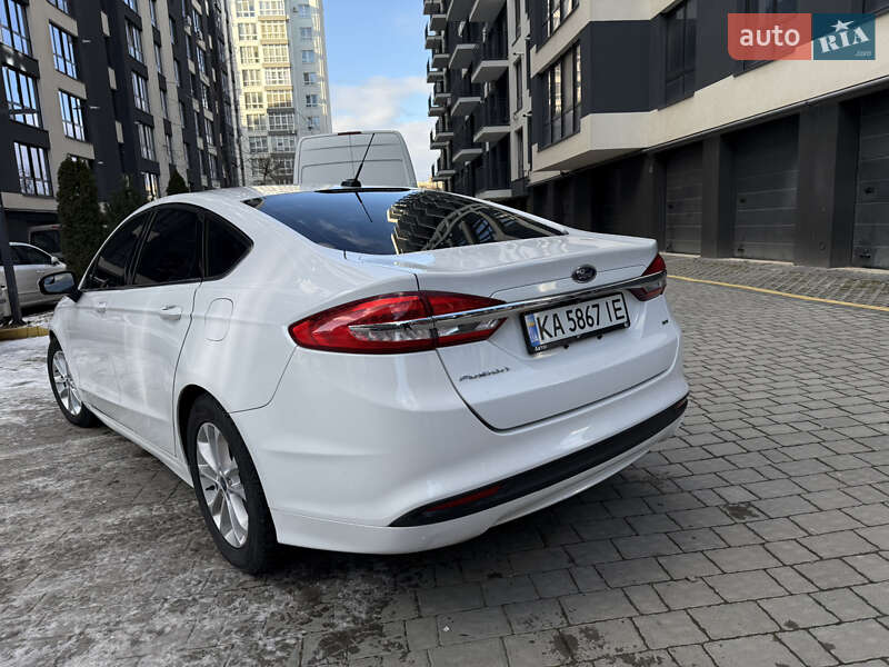 Седан Ford Fusion 2016 в Івано-Франківську