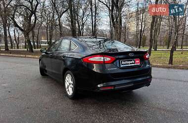 Седан Ford Fusion 2014 в Запорожье