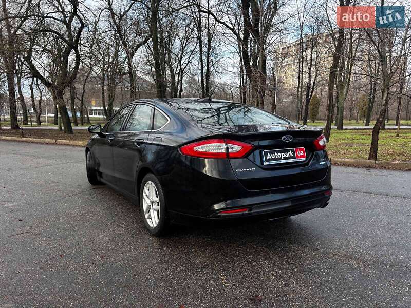 Седан Ford Fusion 2014 в Запоріжжі