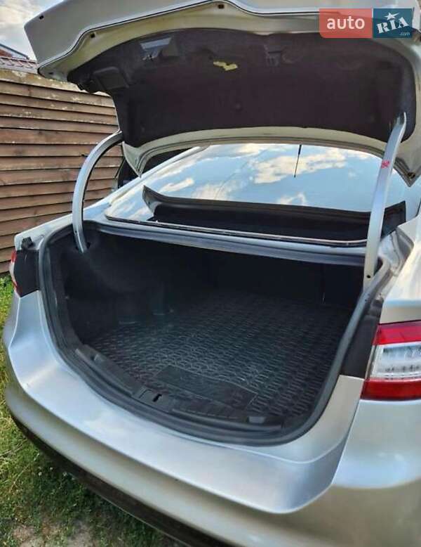 Седан Ford Fusion 2015 в Корюковке