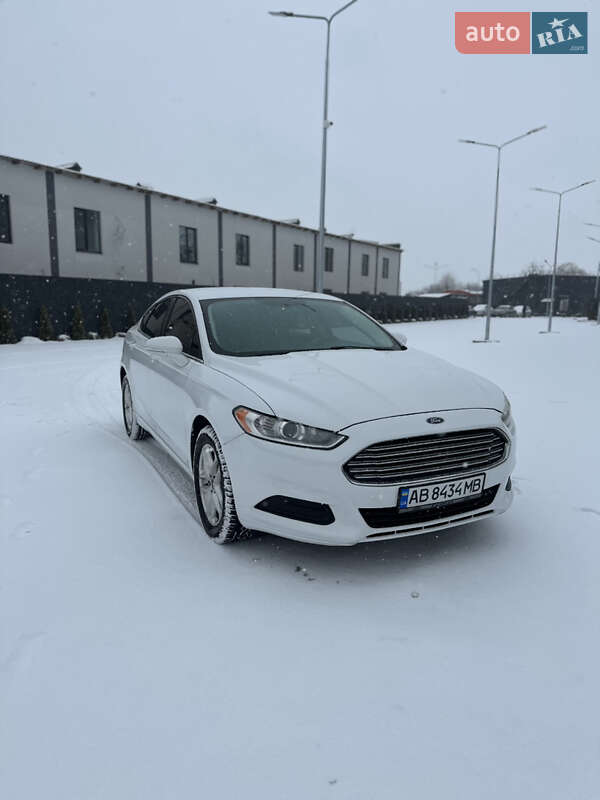 Седан Ford Fusion 2015 в Вінниці