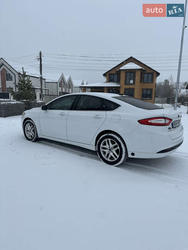 Седан Ford Fusion 2015 в Вінниці