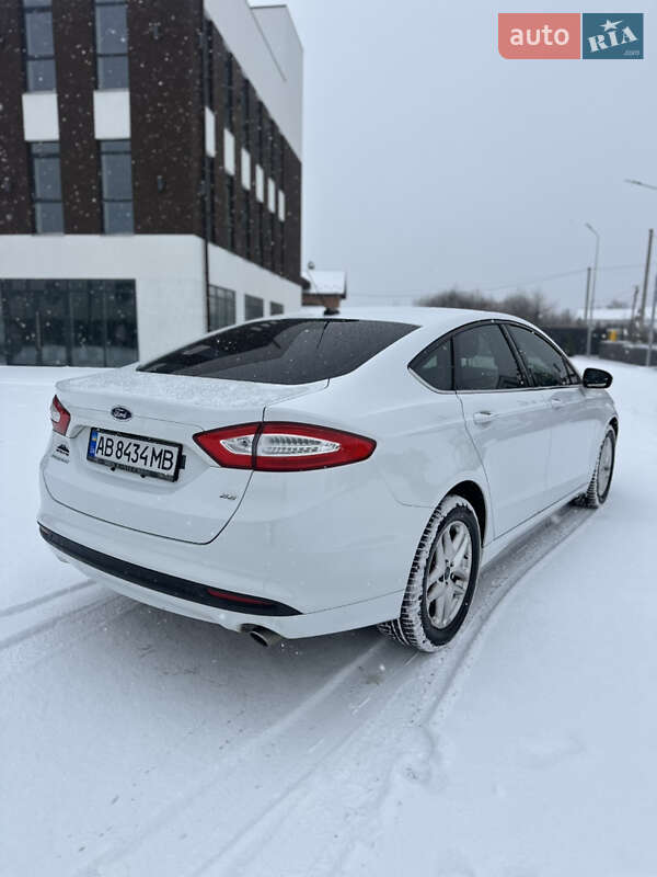 Седан Ford Fusion 2015 в Вінниці